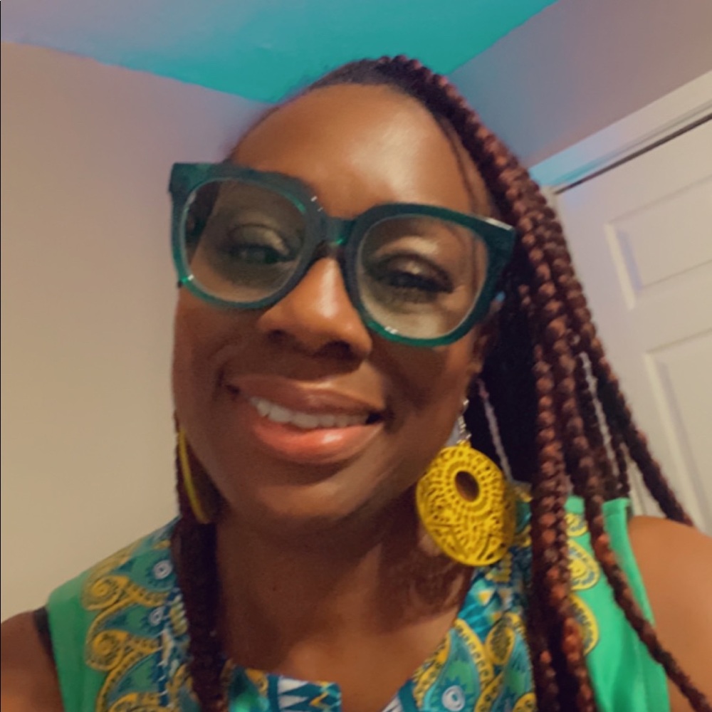 Meet your Posher, Melanie